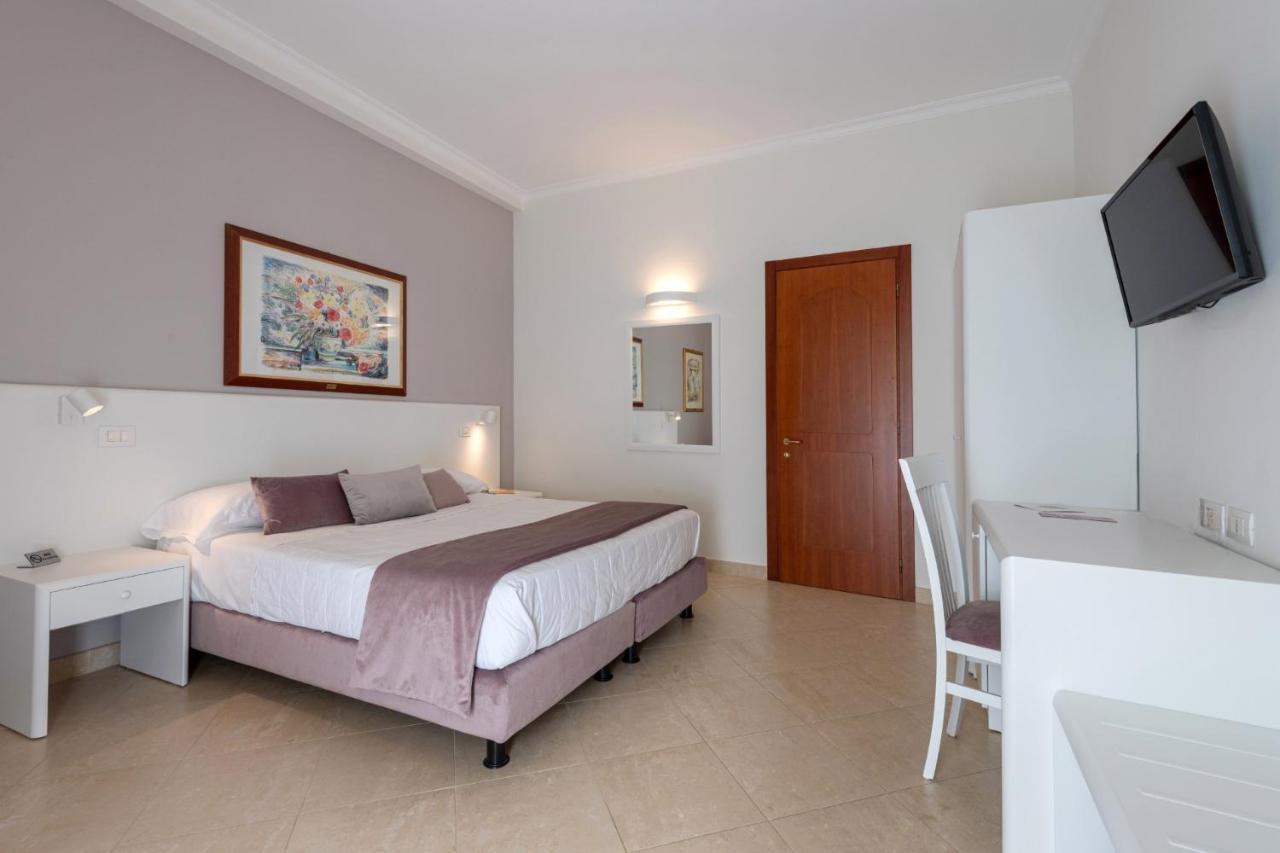 Hotel Centrale Spa & Relax Alcamo Kültér fotó