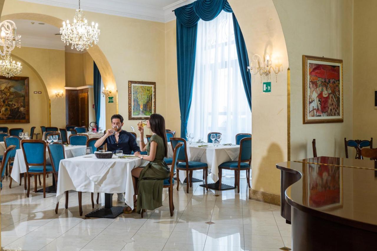 Hotel Centrale Spa & Relax Alcamo Kültér fotó