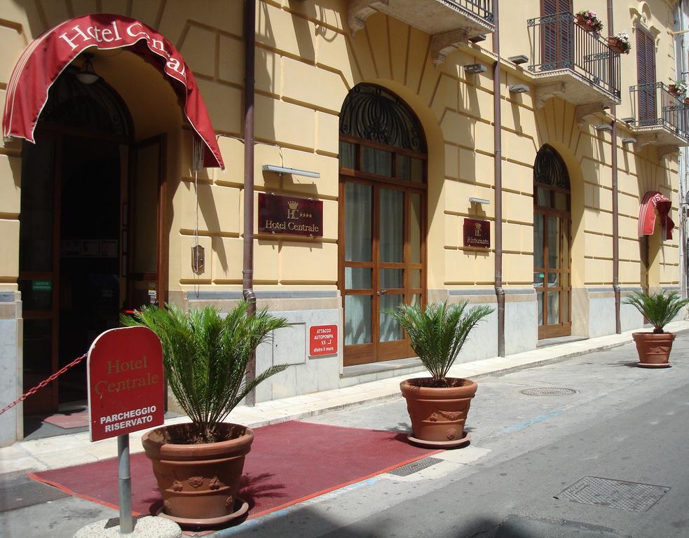 Hotel Centrale Spa & Relax Alcamo Kültér fotó