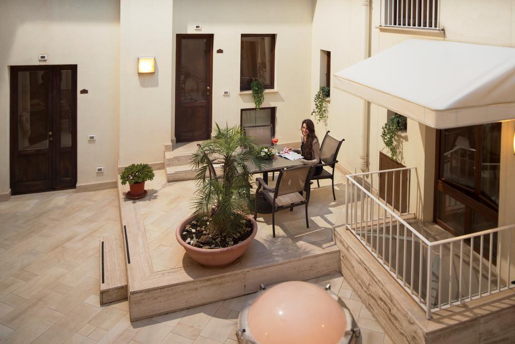 Hotel Centrale Spa & Relax Alcamo Kültér fotó